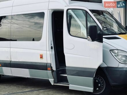 Белый Мерседес Sprinter, объемом двигателя 2.14 л и пробегом 333 тыс. км за 18500 $, фото 1 на Automoto.ua
