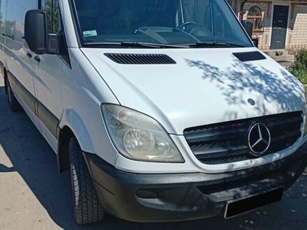 Мерседес Sprinter 2010 в Кропивницком (Кировограде) на Automoto.ua Белый Мерседес Sprinter, объемом двигателя 2.3 л и пробегом 340 тыс. км за 13800 $, фото 1 на Automoto.ua