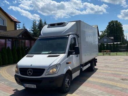 Білий Мерседес Sprinter, об'ємом двигуна 3.22 л та пробігом 300 тис. км за 13500 $, фото 1 на Automoto.ua