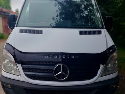 Білий Мерседес Sprinter, об'ємом двигуна 2.1 л та пробігом 519 тис. км за 9000 $, фото 1 на Automoto.ua
