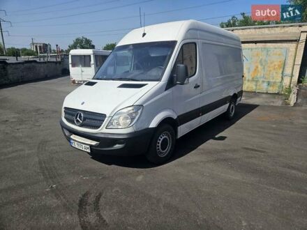 Белый Мерседес Sprinter, объемом двигателя 2.14 л и пробегом 430 тыс. км за 10400 $, фото 1 на Automoto.ua