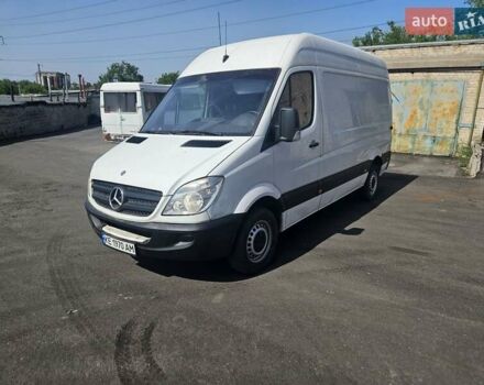 Белый Мерседес Sprinter, объемом двигателя 2.14 л и пробегом 430 тыс. км за 10400 $, фото 1 на Automoto.ua