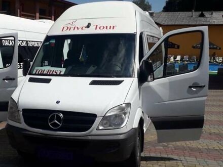 Білий Мерседес Sprinter, об'ємом двигуна 2.14 л та пробігом 500 тис. км за 29900 $, фото 1 на Automoto.ua