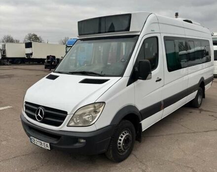 Белый Мерседес Sprinter, объемом двигателя 2.14 л и пробегом 393 тыс. км за 26500 $, фото 1 на Automoto.ua