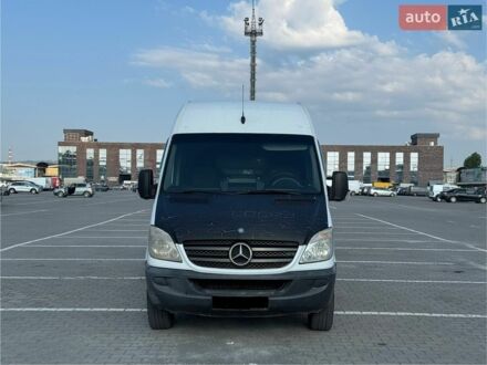 Белый Мерседес Sprinter, объемом двигателя 2.2 л и пробегом 410 тыс. км за 10200 $, фото 1 на Automoto.ua