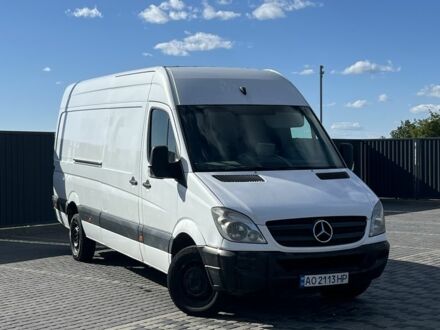 Белый Мерседес Sprinter, объемом двигателя 2.1 л и пробегом 495 тыс. км за 8982 $, фото 1 на Automoto.ua