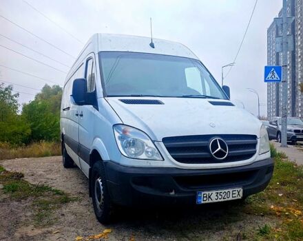 Мерседес Sprinter 2011 у Києві на Automoto.ua Білий Мерседес Sprinter, об'ємом двигуна 2.1 л та пробігом 280 тис. км за 8500 $, фото 1 на Automoto.ua