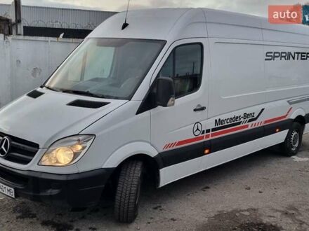 Белый Мерседес Sprinter, объемом двигателя 2.14 л и пробегом 327 тыс. км за 17200 $, фото 1 на Automoto.ua