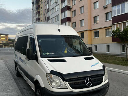 Белый Мерседес Sprinter, объемом двигателя 2.2 л и пробегом 620 тыс. км за 19100 $, фото 1 на Automoto.ua