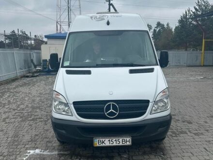 Білий Мерседес Sprinter, об'ємом двигуна 3 л та пробігом 450 тис. км за 19000 $, фото 1 на Automoto.ua