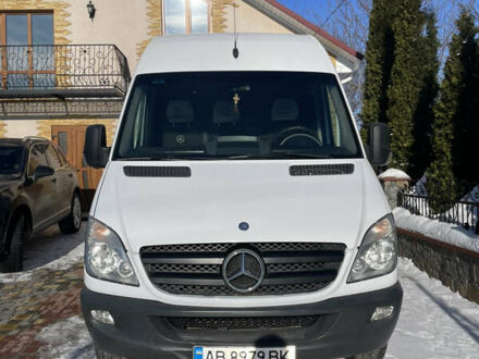 Білий Мерседес Sprinter, об'ємом двигуна 2.14 л та пробігом 350 тис. км за 15000 $, фото 1 на Automoto.ua