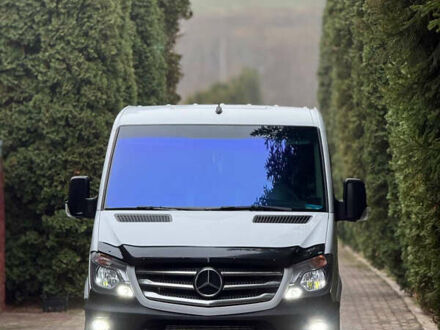 Белый Мерседес Sprinter, объемом двигателя 2.99 л и пробегом 240 тыс. км за 18500 $, фото 1 на Automoto.ua