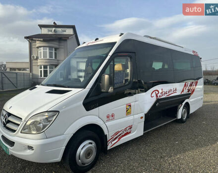 Белый Мерседес Sprinter, объемом двигателя 0 л и пробегом 438 тыс. км за 44852 $, фото 1 на Automoto.ua