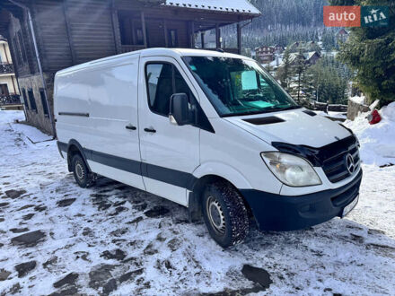 Белый Мерседес Sprinter, объемом двигателя 3 л и пробегом 312 тыс. км за 12100 $, фото 1 на Automoto.ua