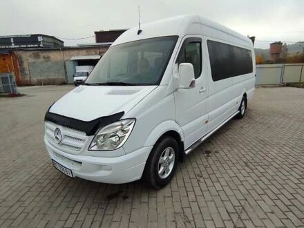 Белый Мерседес Sprinter, объемом двигателя 3 л и пробегом 160 тыс. км за 18000 $, фото 1 на Automoto.ua