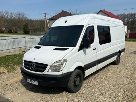 Белый Мерседес Sprinter, объемом двигателя 2.14 л и пробегом 290 тыс. км за 12500 $, фото 1 на Automoto.ua