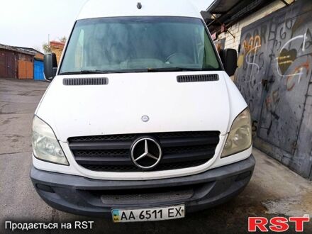 Белый Мерседес Sprinter, объемом двигателя 2.1 л и пробегом 361 тыс. км за 10511 $, фото 1 на Automoto.ua