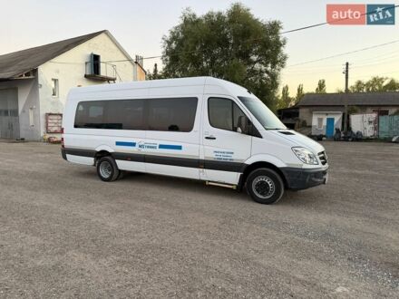 Белый Мерседес Sprinter, объемом двигателя 2.2 л и пробегом 284 тыс. км за 29700 $, фото 1 на Automoto.ua
