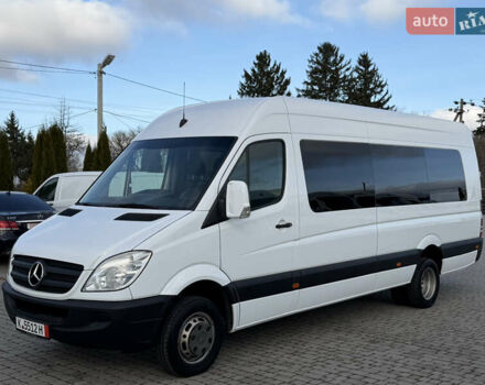 Белый Мерседес Sprinter, объемом двигателя 2.99 л и пробегом 275 тыс. км за 36000 $, фото 1 на Automoto.ua