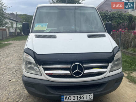 Білий Мерседес Sprinter, об'ємом двигуна 2.1 л та пробігом 550 тис. км за 12500 $, фото 1 на Automoto.ua