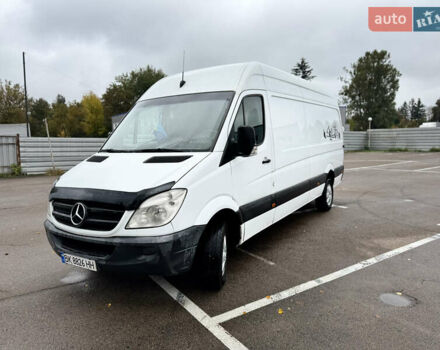 Белый Мерседес Sprinter, объемом двигателя 3.22 л и пробегом 400 тыс. км за 16500 $, фото 1 на Automoto.ua
