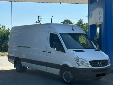 Белый Мерседес Sprinter, объемом двигателя 2.99 л и пробегом 380 тыс. км за 22500 $, фото 1 на Automoto.ua