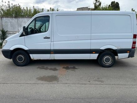 Белый Мерседес Sprinter, объемом двигателя 2.2 л и пробегом 448 тыс. км за 10162 $, фото 1 на Automoto.ua