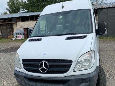 Белый Мерседес Sprinter, объемом двигателя 2.14 л и пробегом 296 тыс. км за 15700 $, фото 1 на Automoto.ua