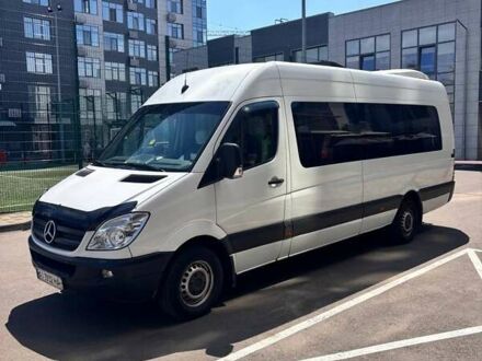 Белый Мерседес Sprinter, объемом двигателя 2.99 л и пробегом 500 тыс. км за 40900 $, фото 1 на Automoto.ua