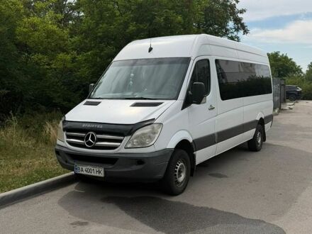 Белый Мерседес Sprinter, объемом двигателя 2.14 л и пробегом 700 тыс. км за 18500 $, фото 1 на Automoto.ua