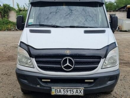 Белый Мерседес Sprinter, объемом двигателя 2.14 л и пробегом 150 тыс. км за 13100 $, фото 1 на Automoto.ua