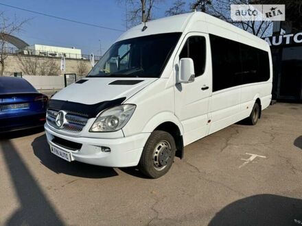 Белый Мерседес Sprinter, объемом двигателя 3 л и пробегом 100 тыс. км за 28950 $, фото 1 на Automoto.ua