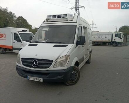 Белый Мерседес Sprinter, объемом двигателя 2.14 л и пробегом 333 тыс. км за 10500 $, фото 1 на Automoto.ua