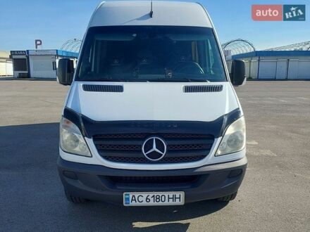 Белый Мерседес Sprinter, объемом двигателя 2.14 л и пробегом 583 тыс. км за 15000 $, фото 1 на Automoto.ua