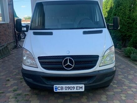 Белый Мерседес Sprinter, объемом двигателя 2.2 л и пробегом 299 тыс. км за 26500 $, фото 1 на Automoto.ua