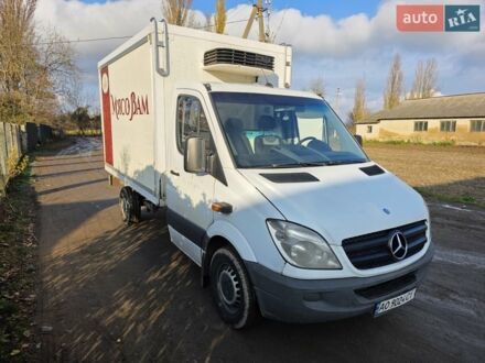 Белый Мерседес Sprinter, объемом двигателя 2.14 л и пробегом 350 тыс. км за 13990 $, фото 1 на Automoto.ua