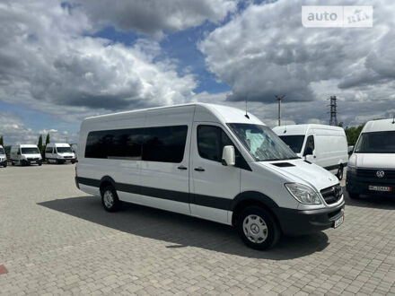 Белый Мерседес Sprinter, объемом двигателя 2.14 л и пробегом 218 тыс. км за 23800 $, фото 1 на Automoto.ua