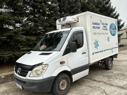 Белый Мерседес Sprinter, объемом двигателя 2.1 л и пробегом 462 тыс. км за 12400 $, фото 1 на Automoto.ua