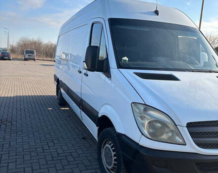 Білий Мерседес Sprinter, об'ємом двигуна 2.69 л та пробігом 280 тис. км за 12300 $, фото 1 на Automoto.ua