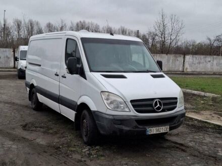 Белый Мерседес Sprinter, объемом двигателя 2.1 л и пробегом 492 тыс. км за 8950 $, фото 1 на Automoto.ua