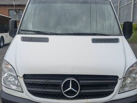 Белый Мерседес Sprinter, объемом двигателя 2.14 л и пробегом 736 тыс. км за 16000 $, фото 1 на Automoto.ua