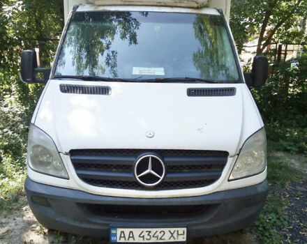 Белый Мерседес Sprinter, объемом двигателя 3.22 л и пробегом 305 тыс. км за 16100 $, фото 1 на Automoto.ua
