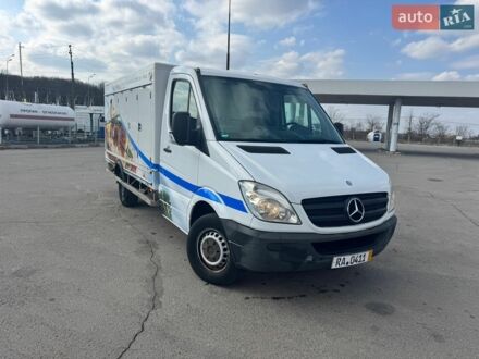 Белый Мерседес Sprinter, объемом двигателя 2.1 л и пробегом 217 тыс. км за 18500 $, фото 1 на Automoto.ua