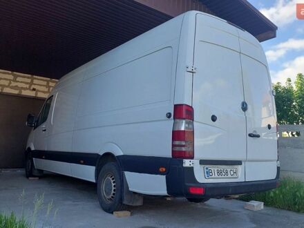 Белый Мерседес Sprinter, объемом двигателя 2.14 л и пробегом 488 тыс. км за 10200 $, фото 1 на Automoto.ua