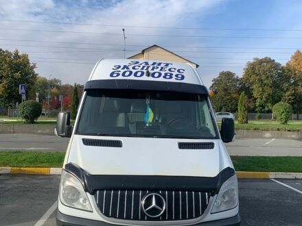Белый Мерседес Sprinter, объемом двигателя 2.14 л и пробегом 260 тыс. км за 27000 $, фото 1 на Automoto.ua