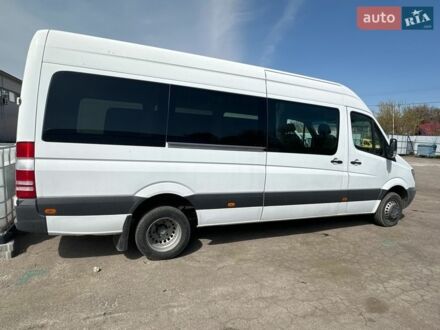 Белый Мерседес Sprinter, объемом двигателя 3 л и пробегом 295 тыс. км за 28000 $, фото 1 на Automoto.ua