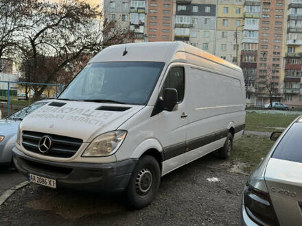 Мерседес Sprinter 2012 у Ужгороді на Automoto.ua Білий Мерседес Sprinter, об'ємом двигуна 2.1 л та пробігом 385 тис. км за 13000 $, фото 1 на Automoto.ua