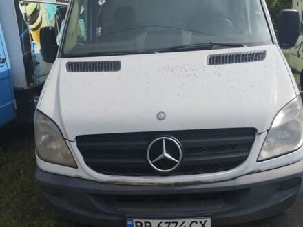 Мерседес Sprinter 2012 в Полтаве на Automoto.ua Белый Мерседес Sprinter, объемом двигателя 2.1 л и пробегом 100 тыс. км за 11500 $, фото 1 на Automoto.ua