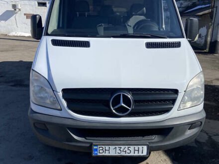 Белый Мерседес Sprinter, объемом двигателя 2.14 л и пробегом 436 тыс. км за 14500 $, фото 1 на Automoto.ua