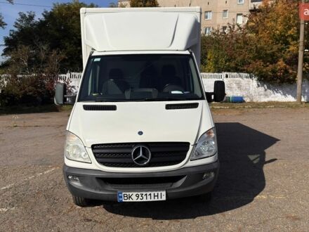 Белый Мерседес Sprinter, объемом двигателя 2.14 л и пробегом 385 тыс. км за 25000 $, фото 1 на Automoto.ua